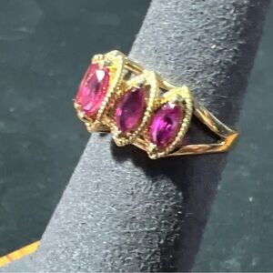 Vintage Estate 14KT Yellow Gold Marquise Cut Multi Stone Ruby Ring Size 5
